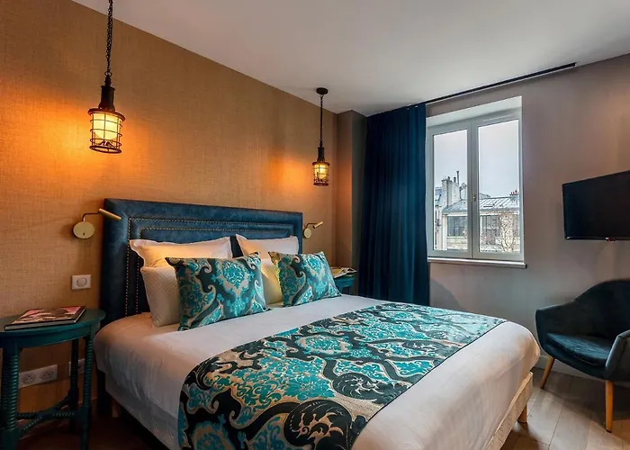 Be Luxury باريس