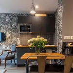 Be Luxury Aparthotel 4*